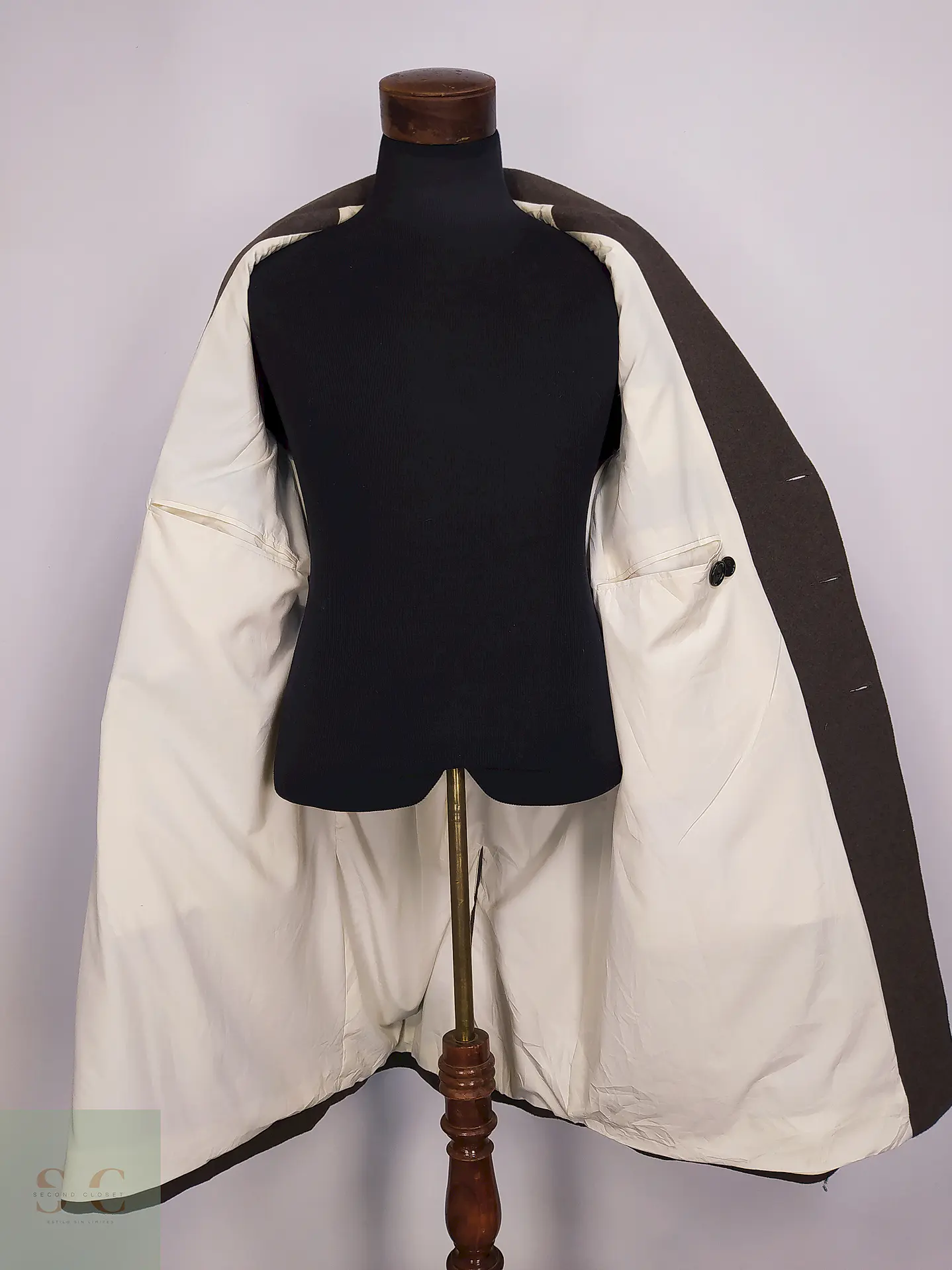 Abrigo Clásico Vintage Café Lana – Talla L 13