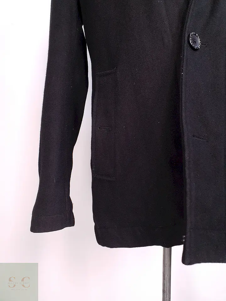 Abrigo Corto Negro Buffalo Mezcla Lana Talla SM 8