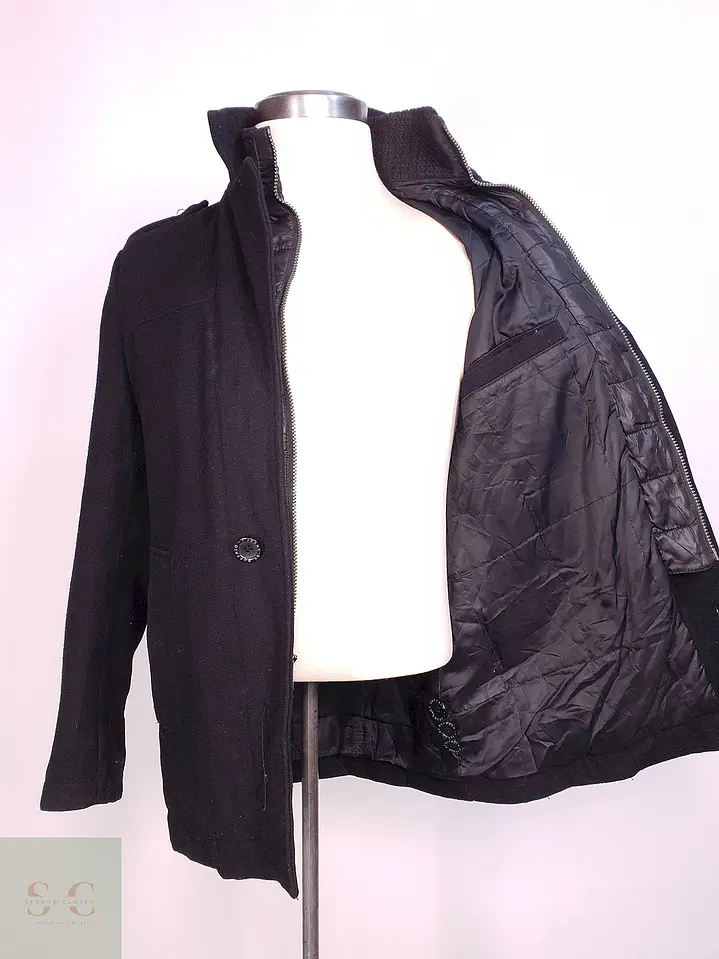 Abrigo Corto Negro Buffalo Mezcla Lana Talla SM 5