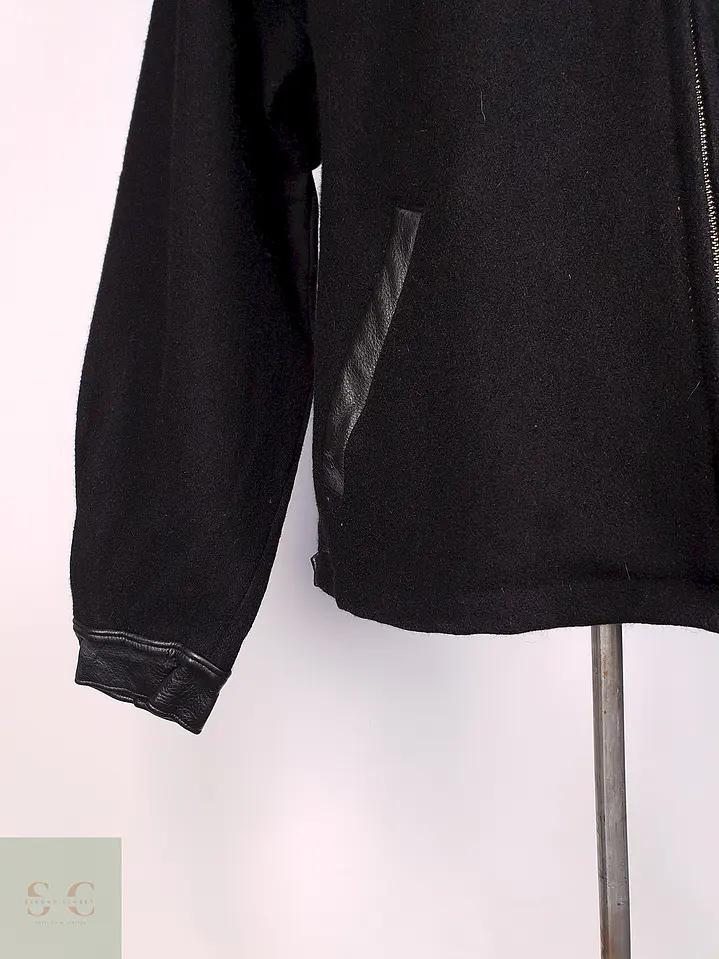Chaqueta Negra Roots Made in Canadá 75% Lana Detalles Cuero Talla L 2