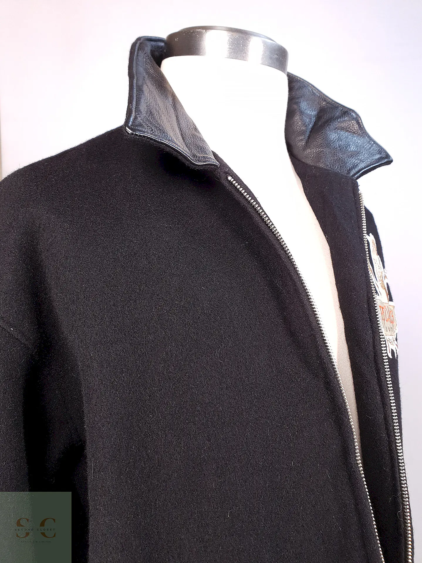 Chaqueta Negra Roots Made in Canadá 75% Lana Detalles Cuero Talla L 12