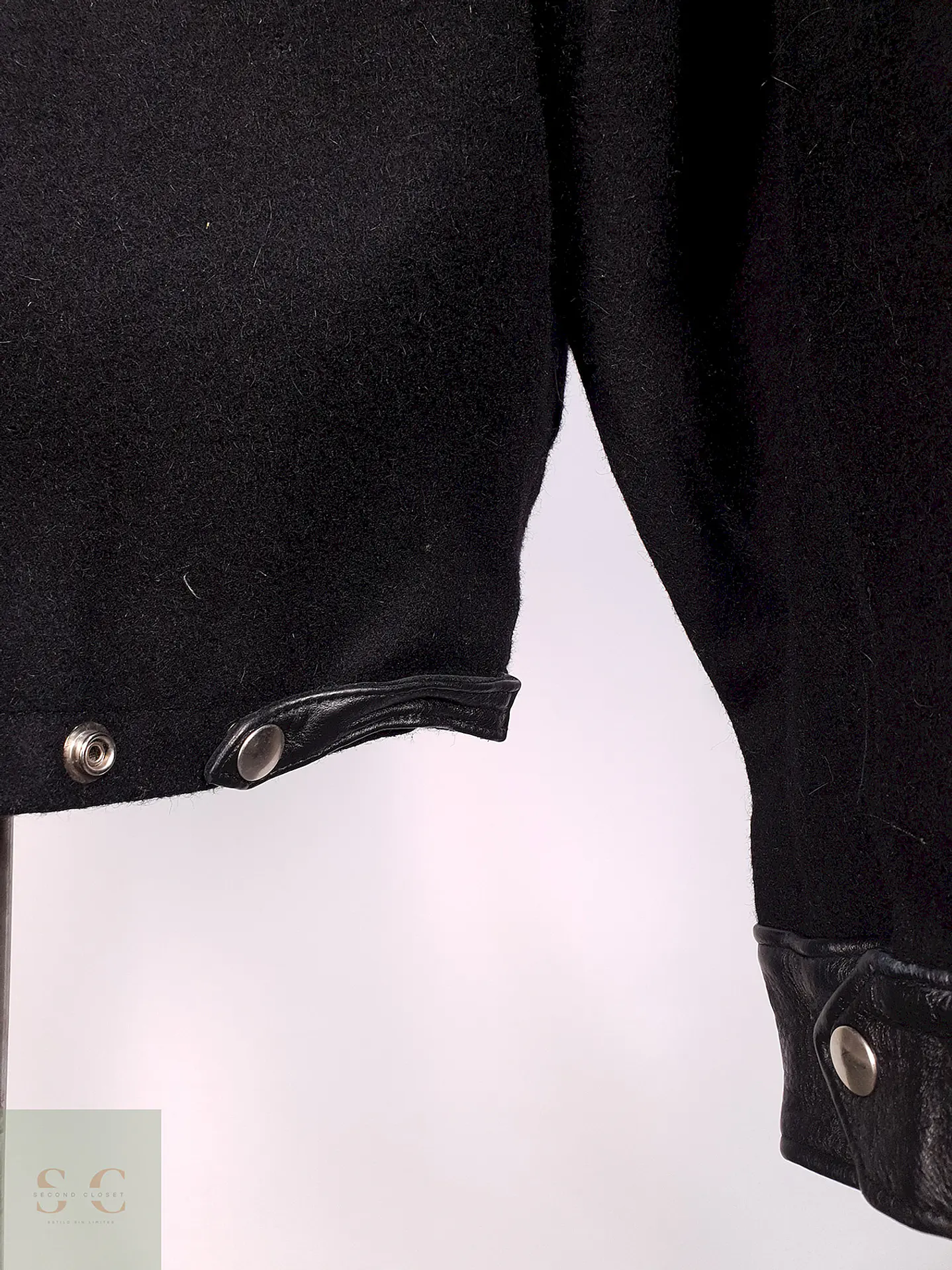 Chaqueta Negra Roots Made in Canadá 75% Lana Detalles Cuero Talla L 14