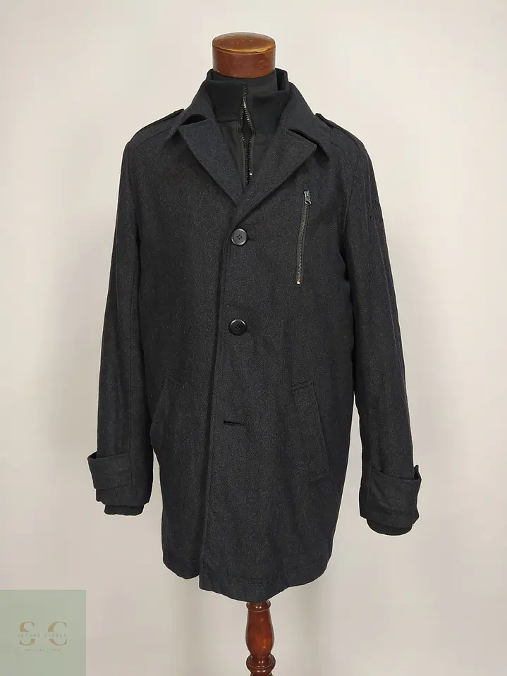 Abrigo de Lana Gris Plomo Basefield con Inserto de Cuello Alto Talla ML 1