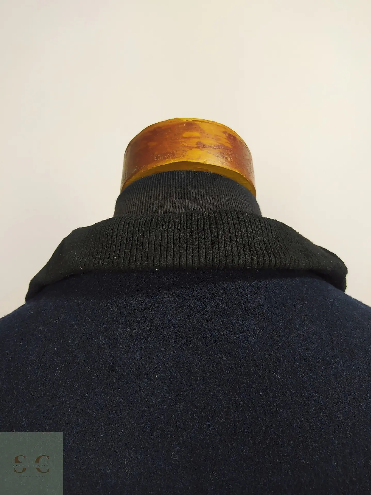 Chaqueta de Mezcla de Lana Azul Marino con Forro Acolchado Talla SM 11