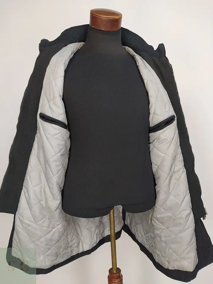 Abrigo de Lana Gris Plomo Basefield con Inserto de Cuello Alto Talla ML 6