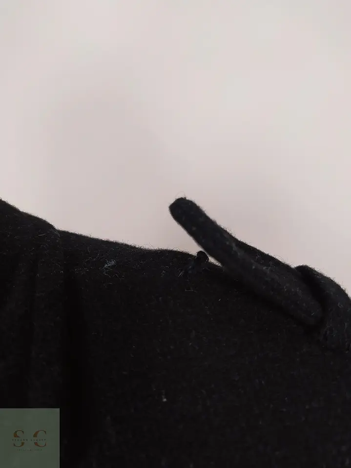 Abrigo de Mezcla de Lana Negro con Pechera Interna Angelo Litrico Talla L 6