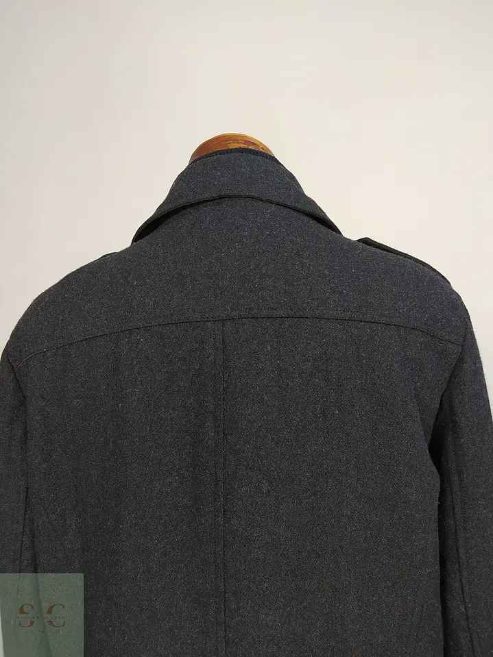 Abrigo de Lana Gris Plomo Basefield con Inserto de Cuello Alto Talla ML 8