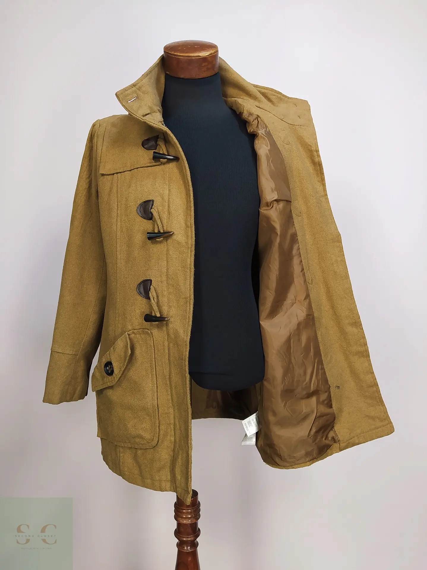 Abrigo Montgomery Camel con Capucha NKD Talla S 7