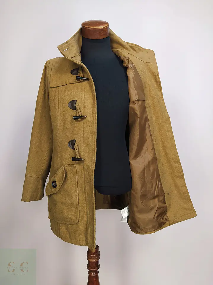 Abrigo Montgomery Camel con Capucha NKD Talla S 7