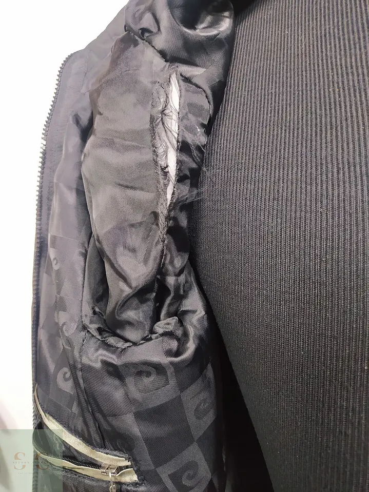 Abrigo Pierre Cardin París Negro con Pechera Acolchada Talla XL 13