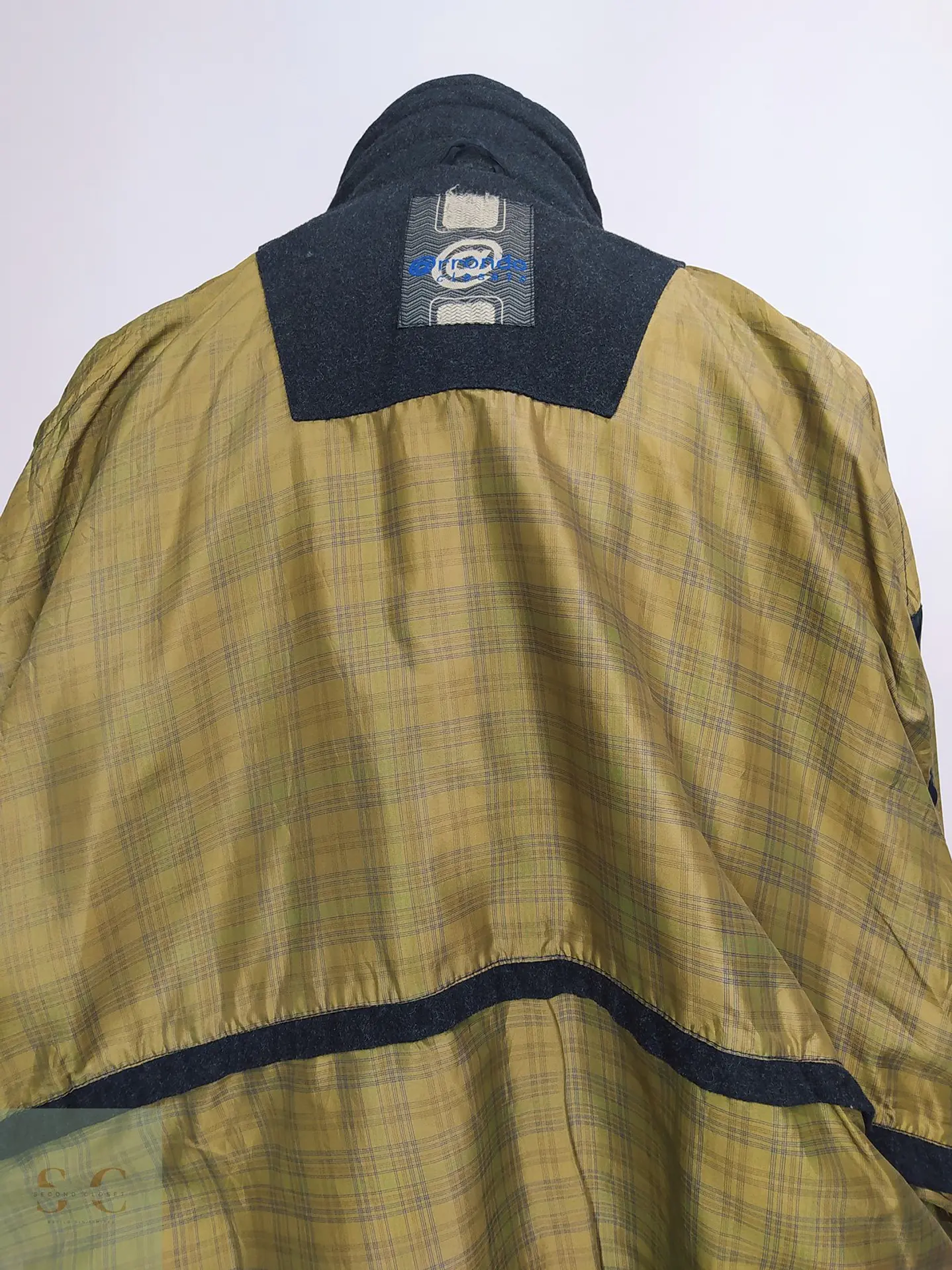 Chaquetón de Lana Plomo con Membrana SympaTex Arrondo Classic Talla 64 10