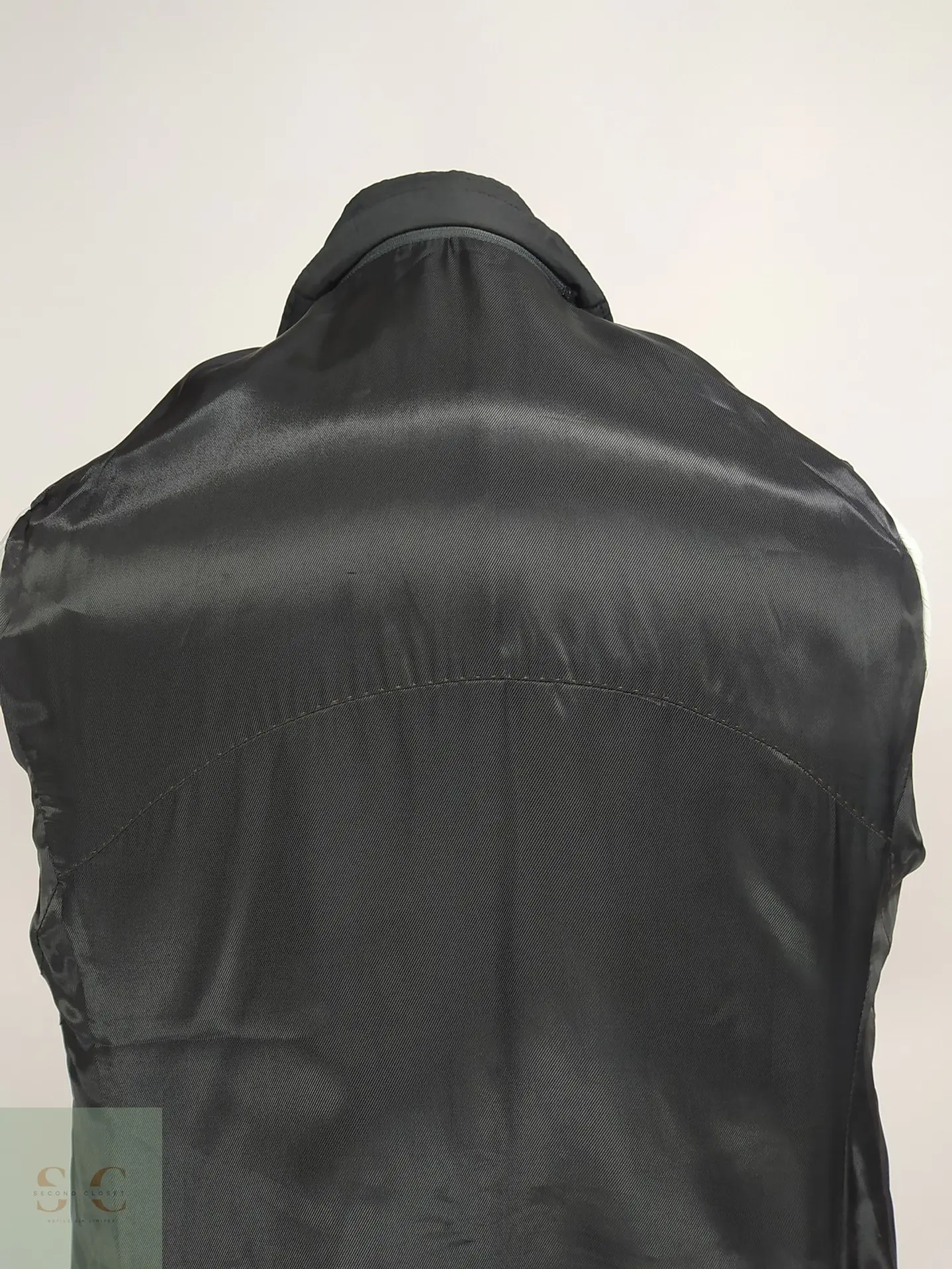 Abrigo Negro con Pechera Desmontable Milestone Talla M 14