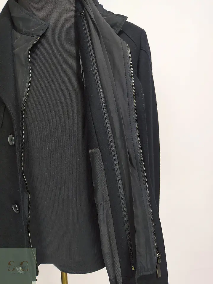 Abrigo Negro con Pechera Desmontable Milestone Talla M 16