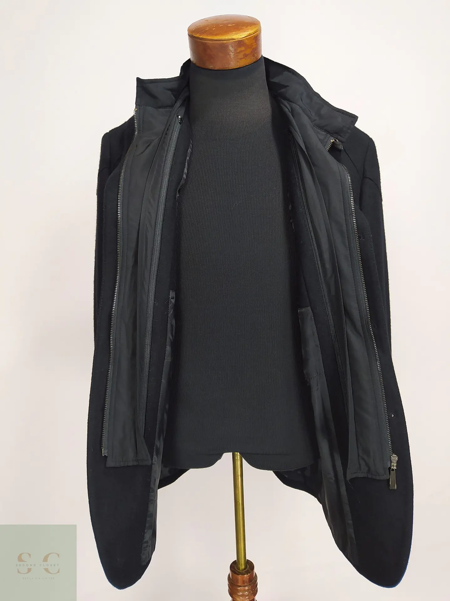 Abrigo Negro con Pechera Desmontable Milestone Talla M 17