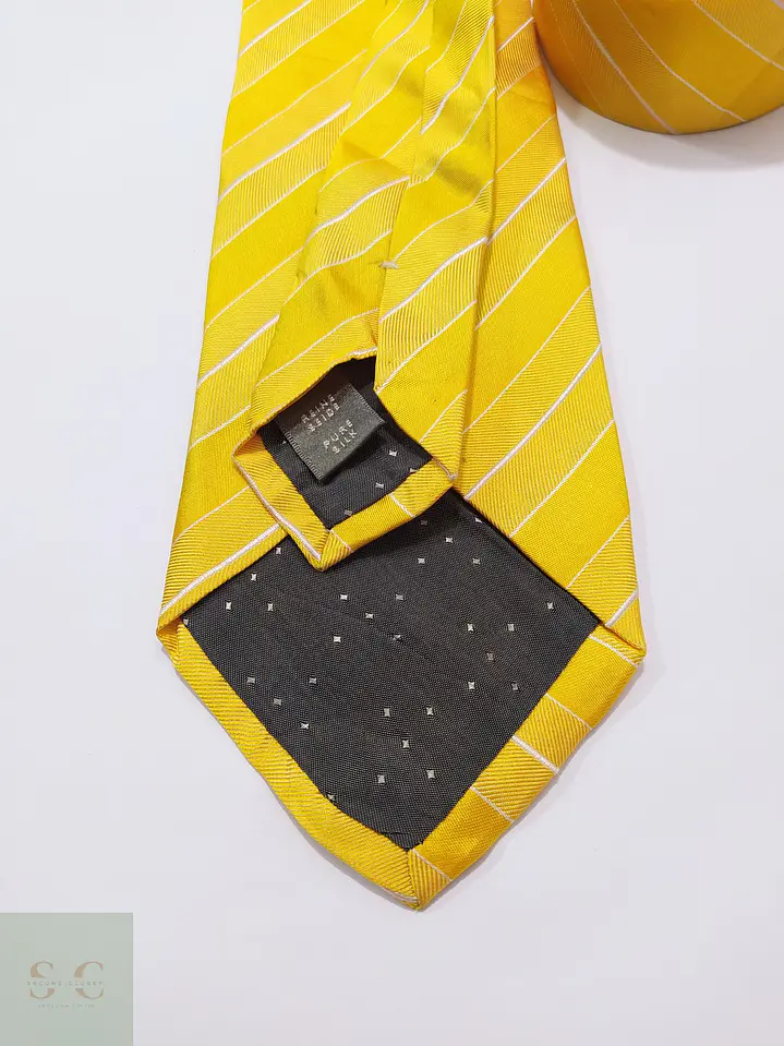 Corbata de Seda a Rayas Regimental Amarilla Monti 4