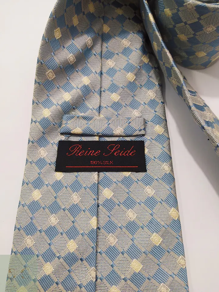 Corbata de Seda Jacquard a Cuadros Geométricos Azul y Beige Reine Seide 3