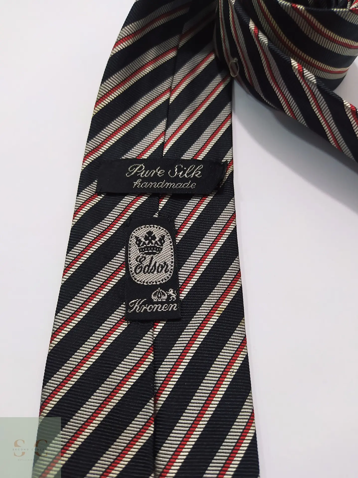 Corbata de Seda a Rayas Regimental Edsor Kronen 3