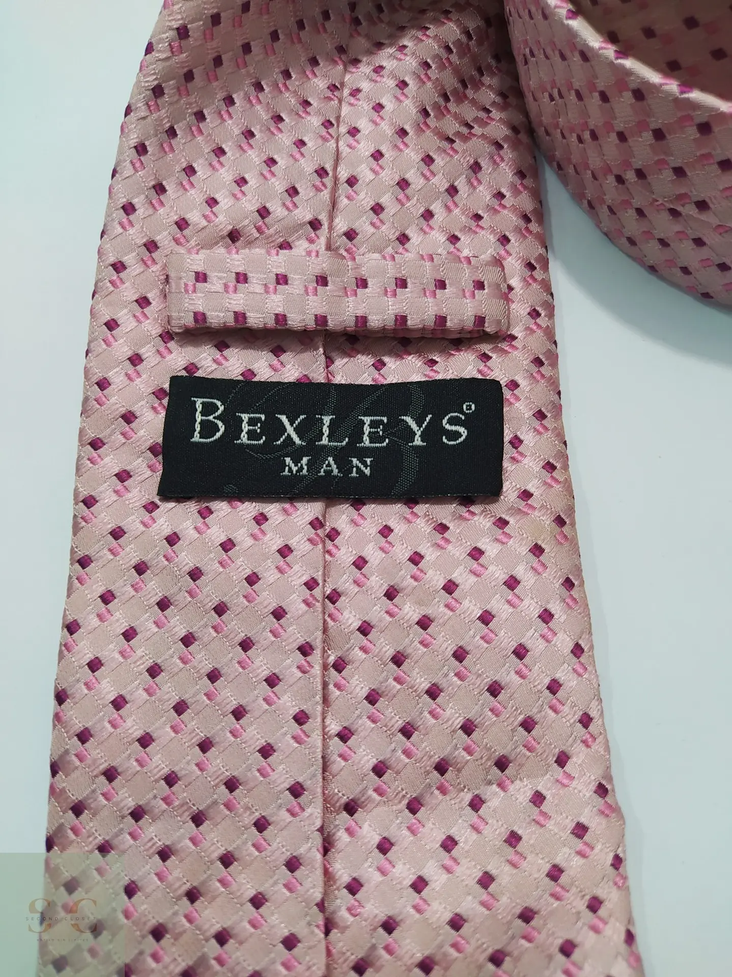 Corbata de Seda a Micropatrón Geométrico Bexleys Man - Rosa 3