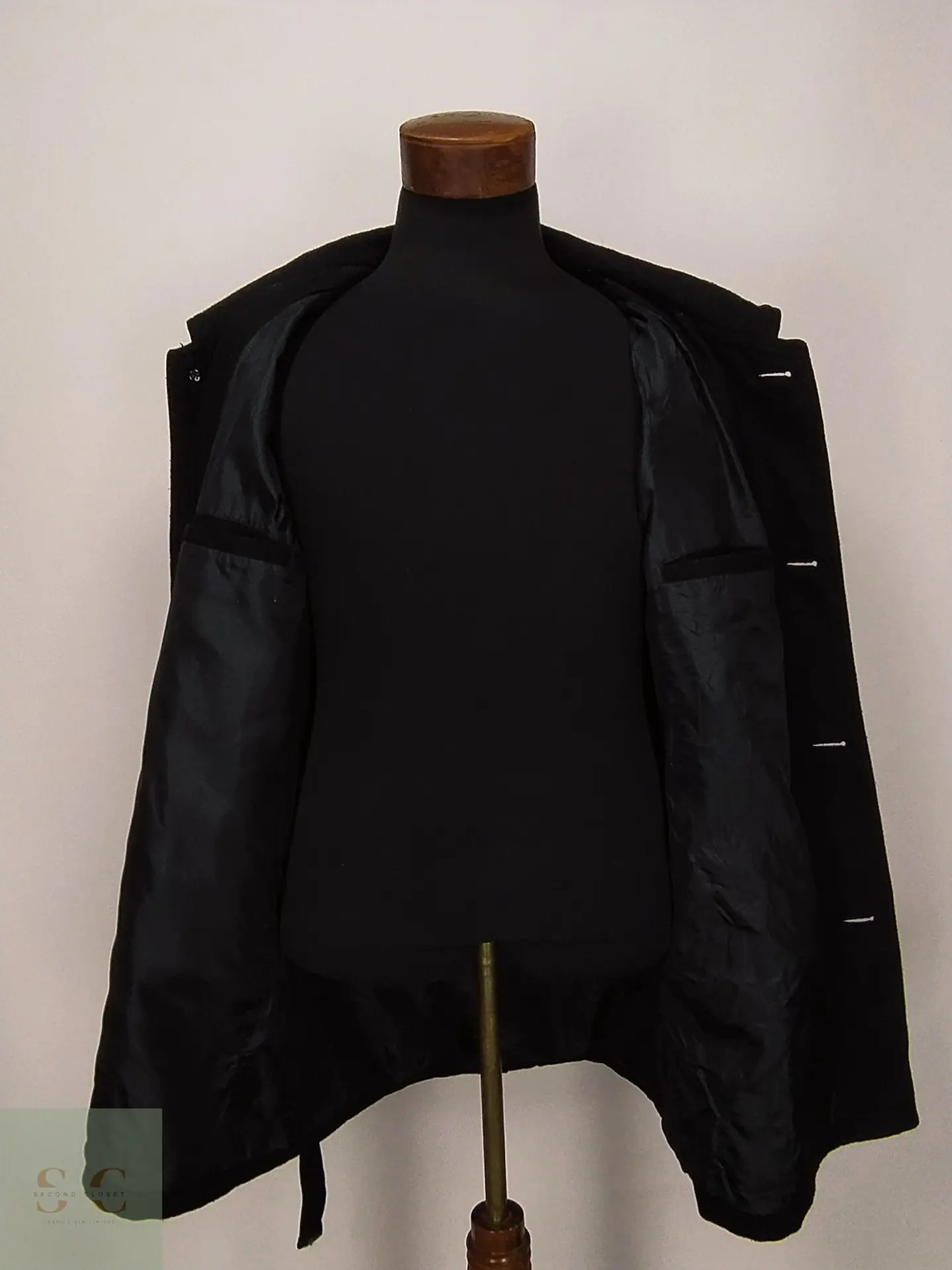 Abrigo Corto Estilo Militar con Cuello Ajustable Sean John Talla L 6