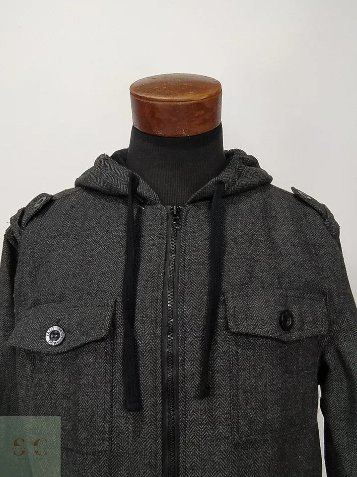 Chaqueta Bomber con Capucha en Tejido Espiga YAGO Talla L 3