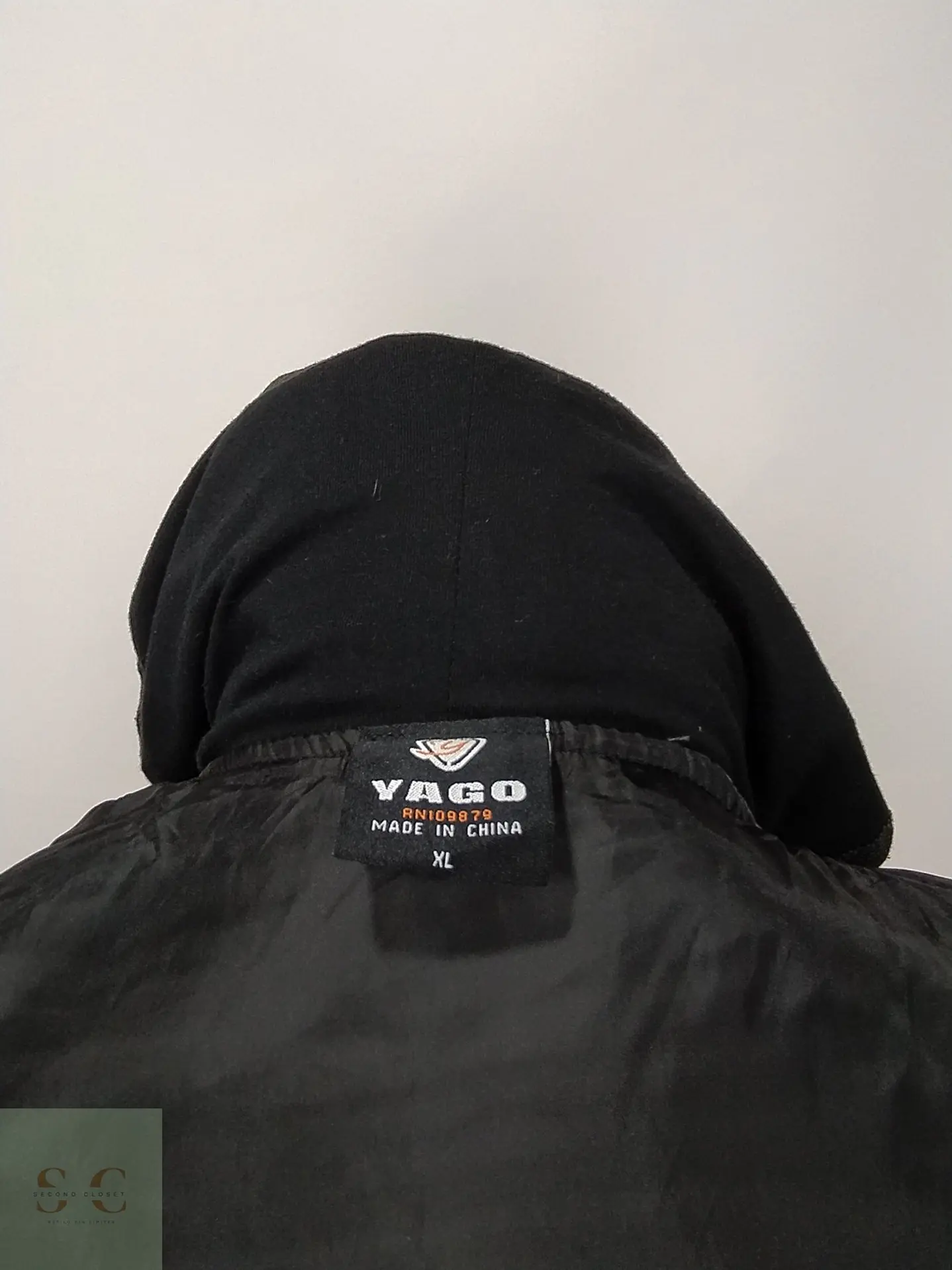 Chaqueta Bomber con Capucha en Tejido Espiga YAGO Talla L 8