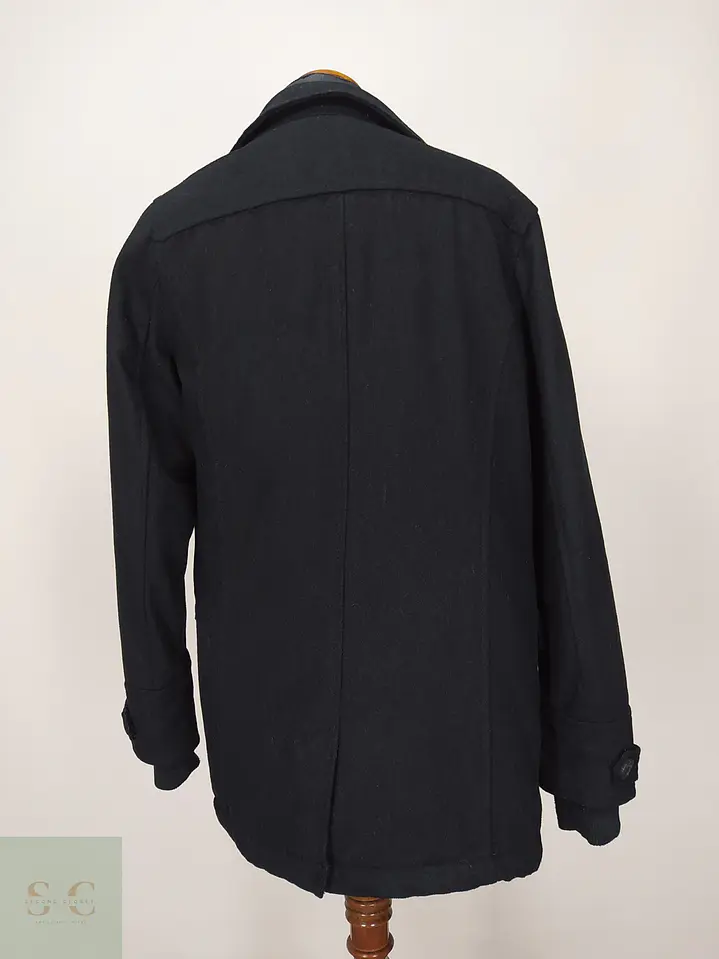 Abrigo Corto Negro con Pechera Interna y Forro Acolchado Tom Tompson Talla 45 8