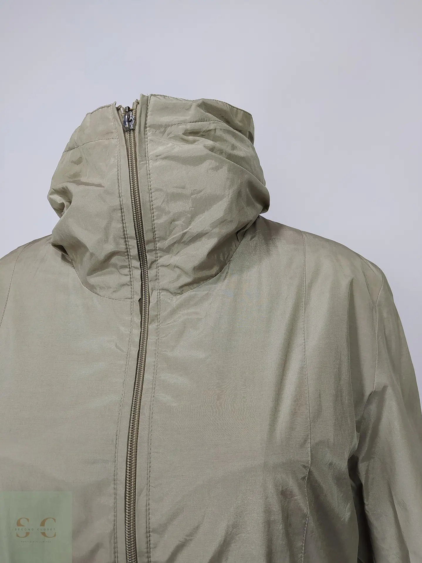 Trench Parka Beis Ajustable con Capucha Talla L 4