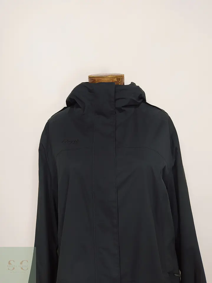 Trench Técnico Negro Bergans of Norway Talla LXL 3