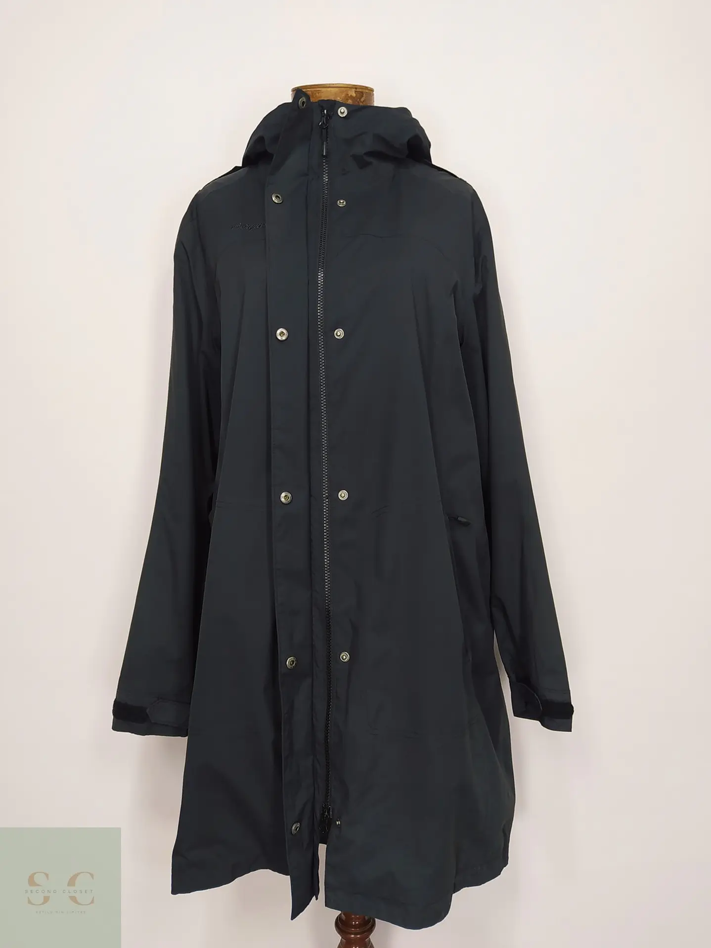 Trench Técnico Negro Bergans of Norway Talla LXL 5