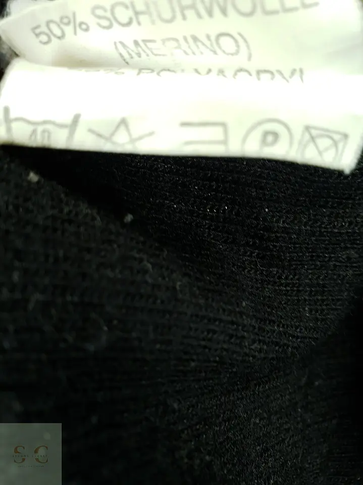 Suéter de Lana Merino con Diseño a Franjas y Escote en V TCM Talla LXL 4