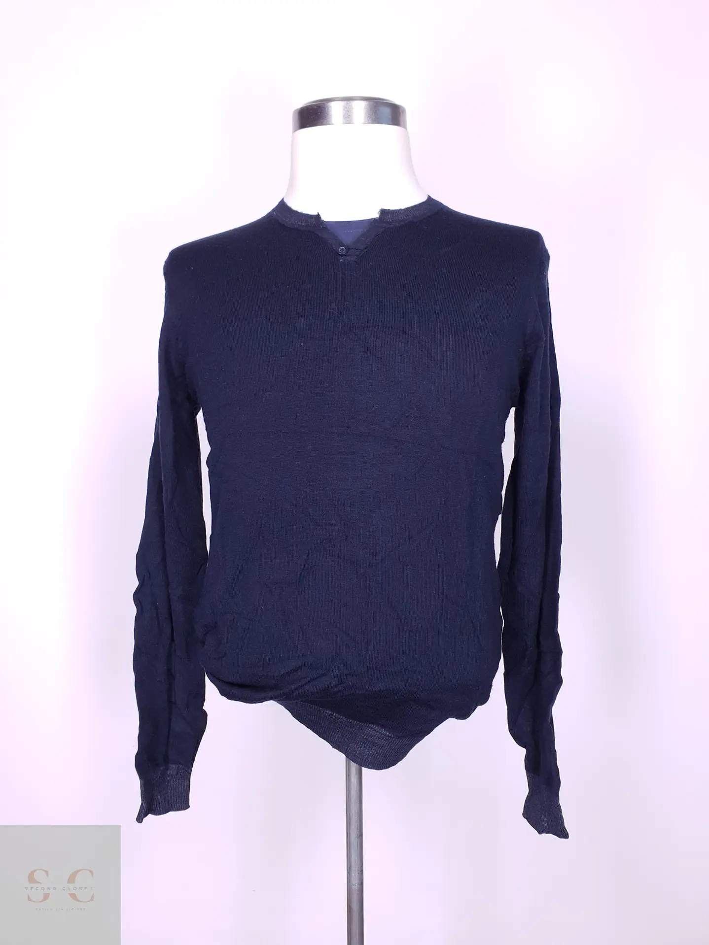 Suéter Azul Marino de Punto Fino Cuello Henley Piazza Italia Talla ML 2