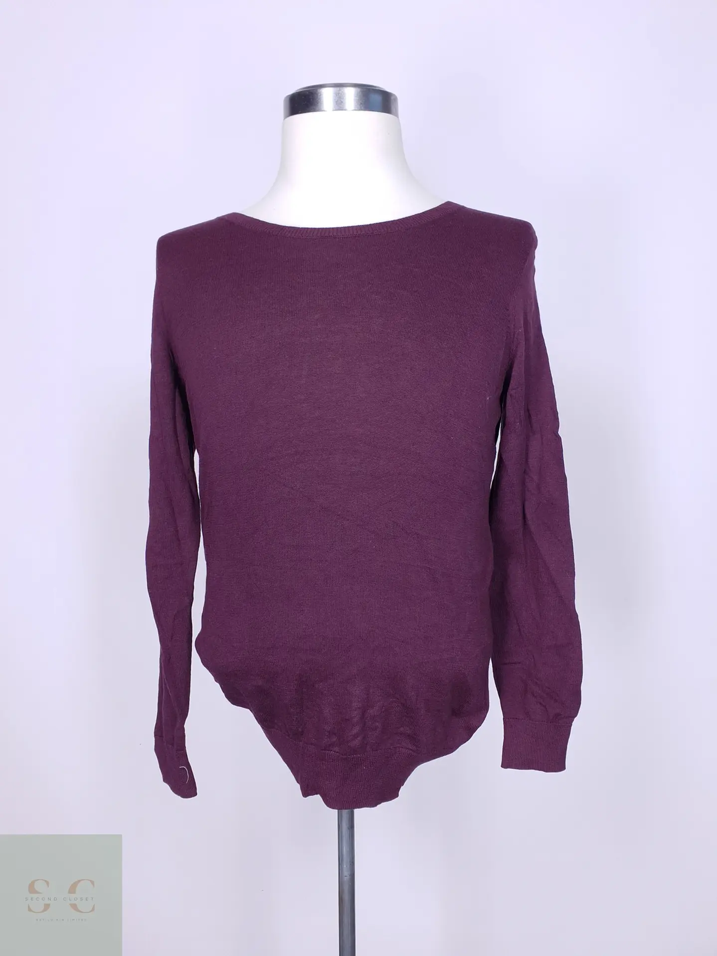 Suéter Liviano Cuello Redondo Burdeos Amazon Essentials Talla SM 2