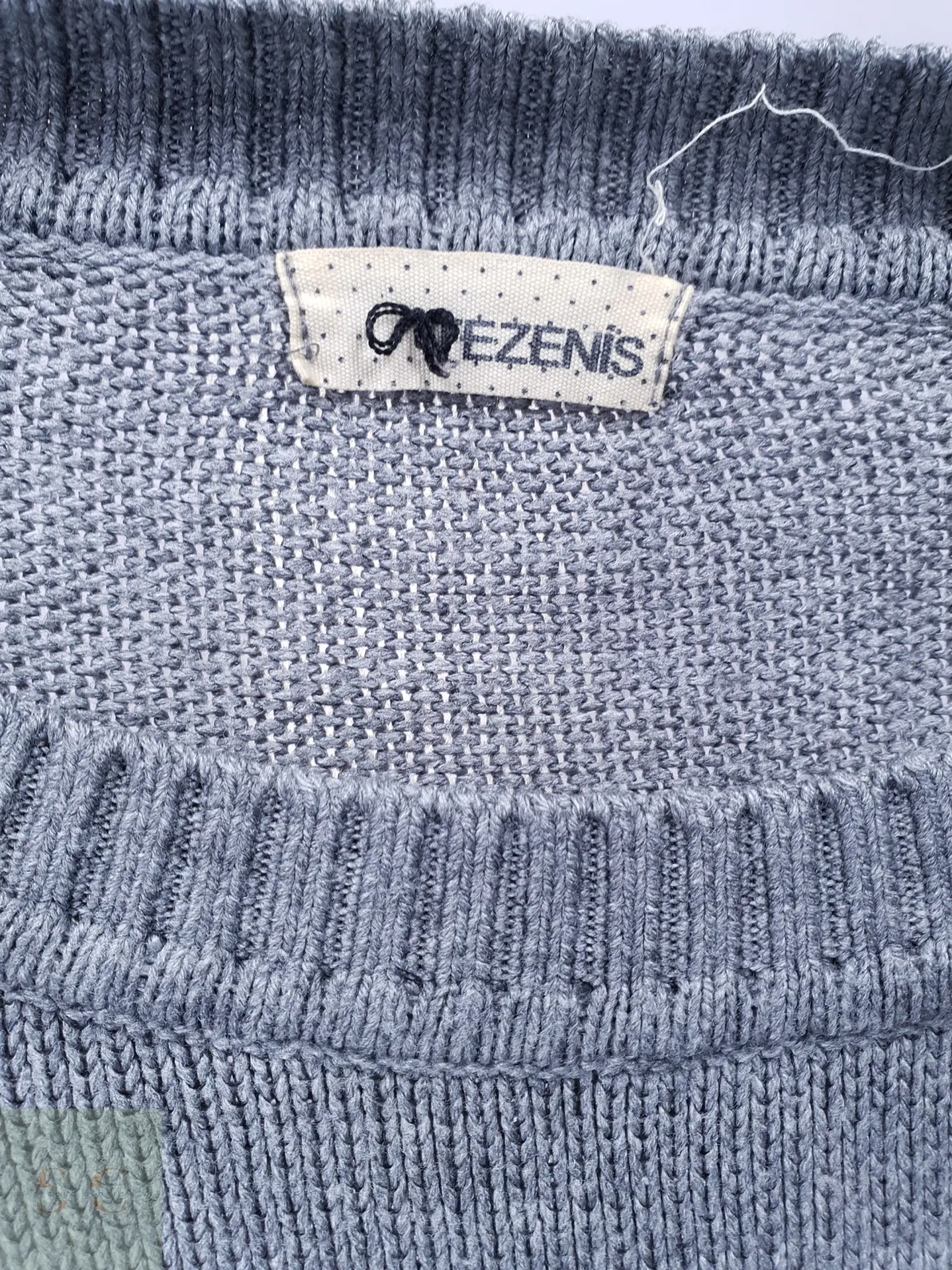 Suéter Largo Gris Estilo Varsity NY Tezenis Talla L 3