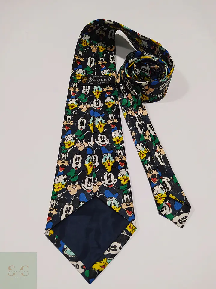 Corbata Vintage Estampada Personajes Disney - Pascal High Fashion 3