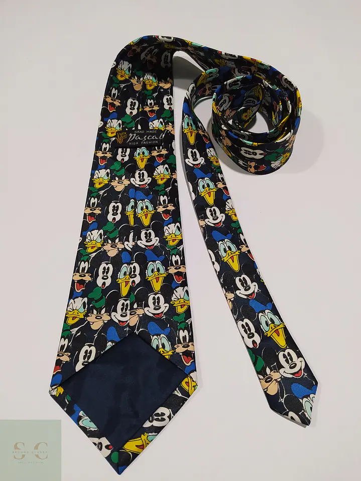 Corbata Vintage Estampada Personajes Disney - Pascal High Fashion 4