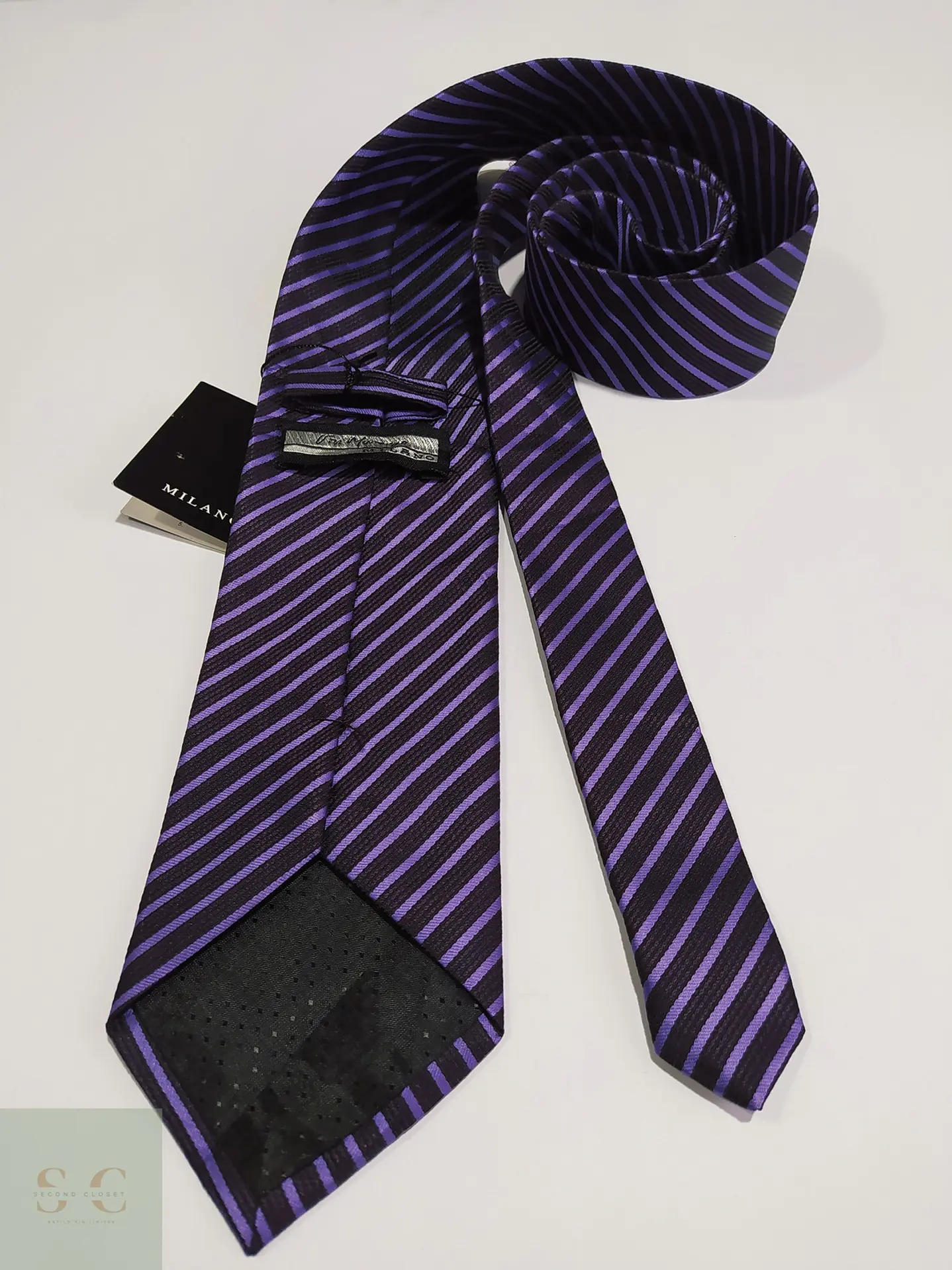 Corbata de Seda a Rayas Diagonales Morado y Negro Via Marenzo Milano 4