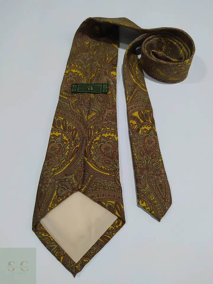 Corbata de Seda Vintage con Patrón Paisley en Tonos Mostaza y Verde Oliva 4