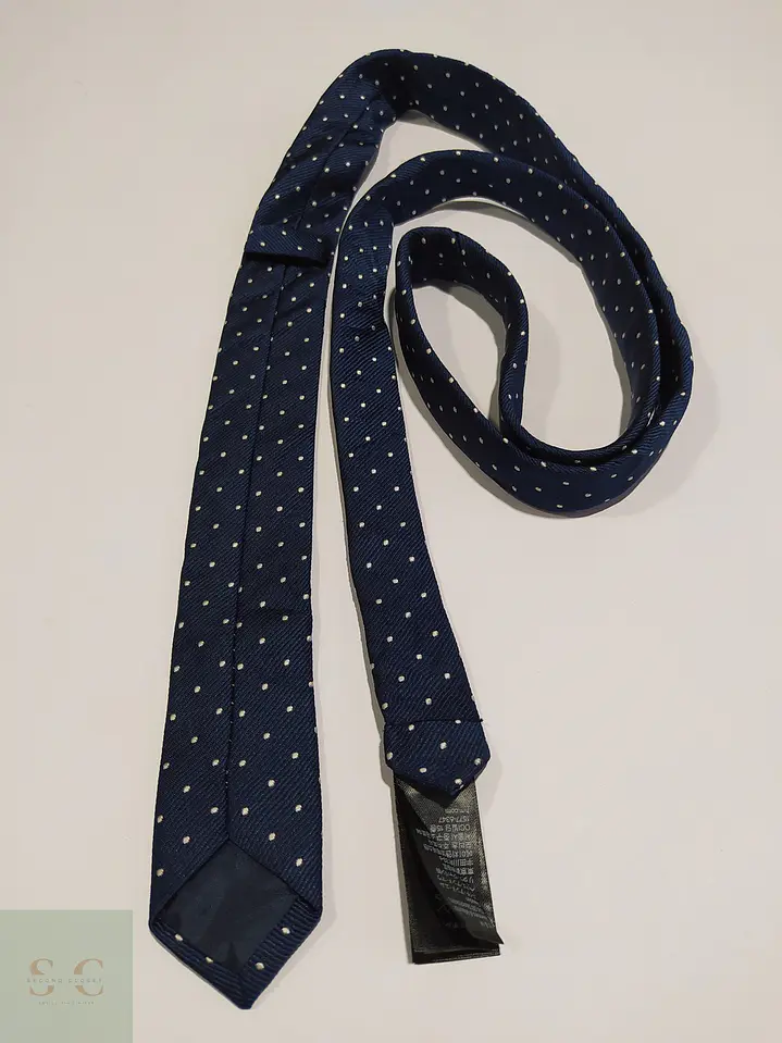 Corbata Azul Marino con Micro Lunares H&M 4