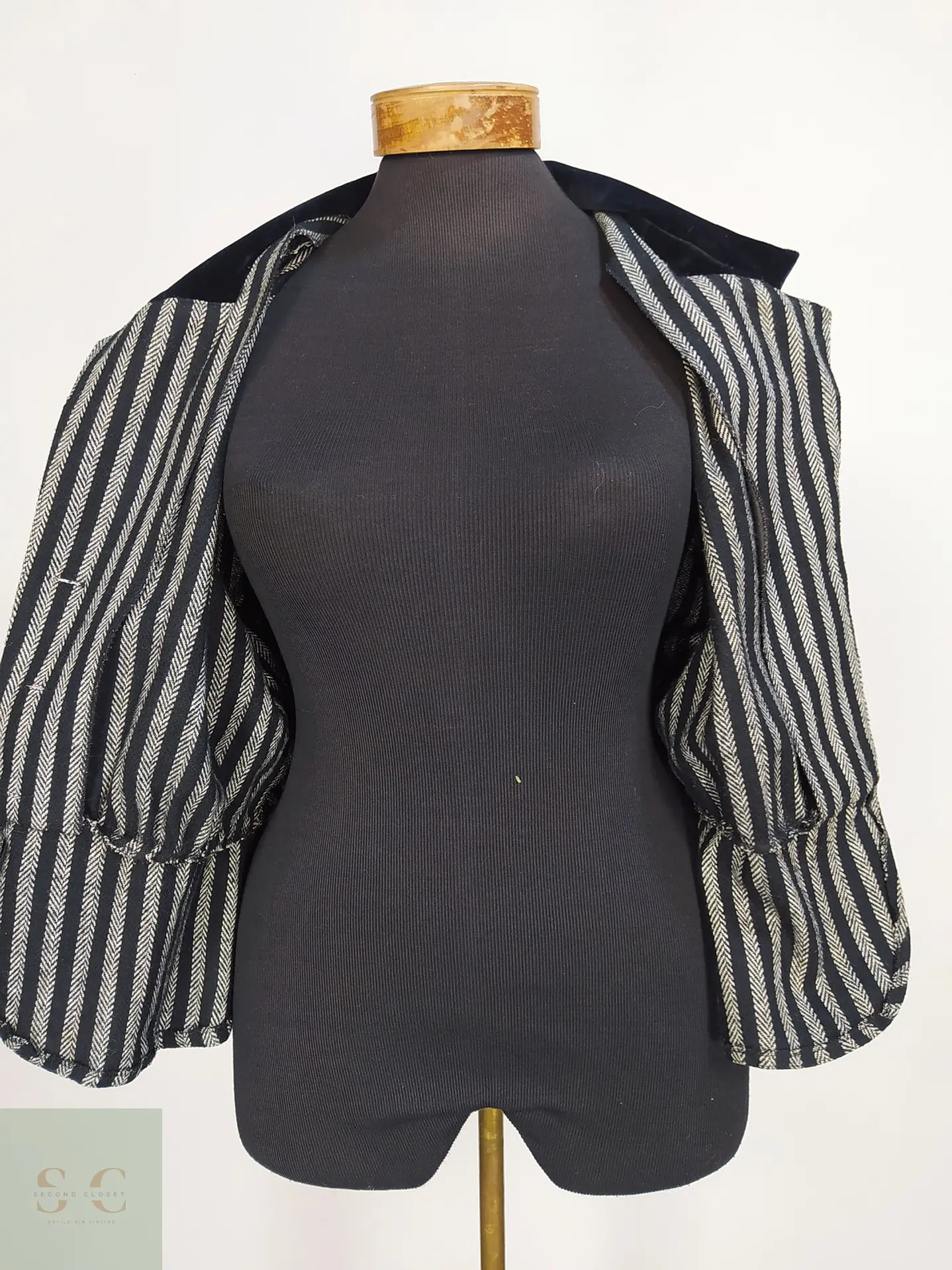 Chaqueta Vintage Miss Helen Estampado Espiga y Cuello de Terciopelo Talla SM 7