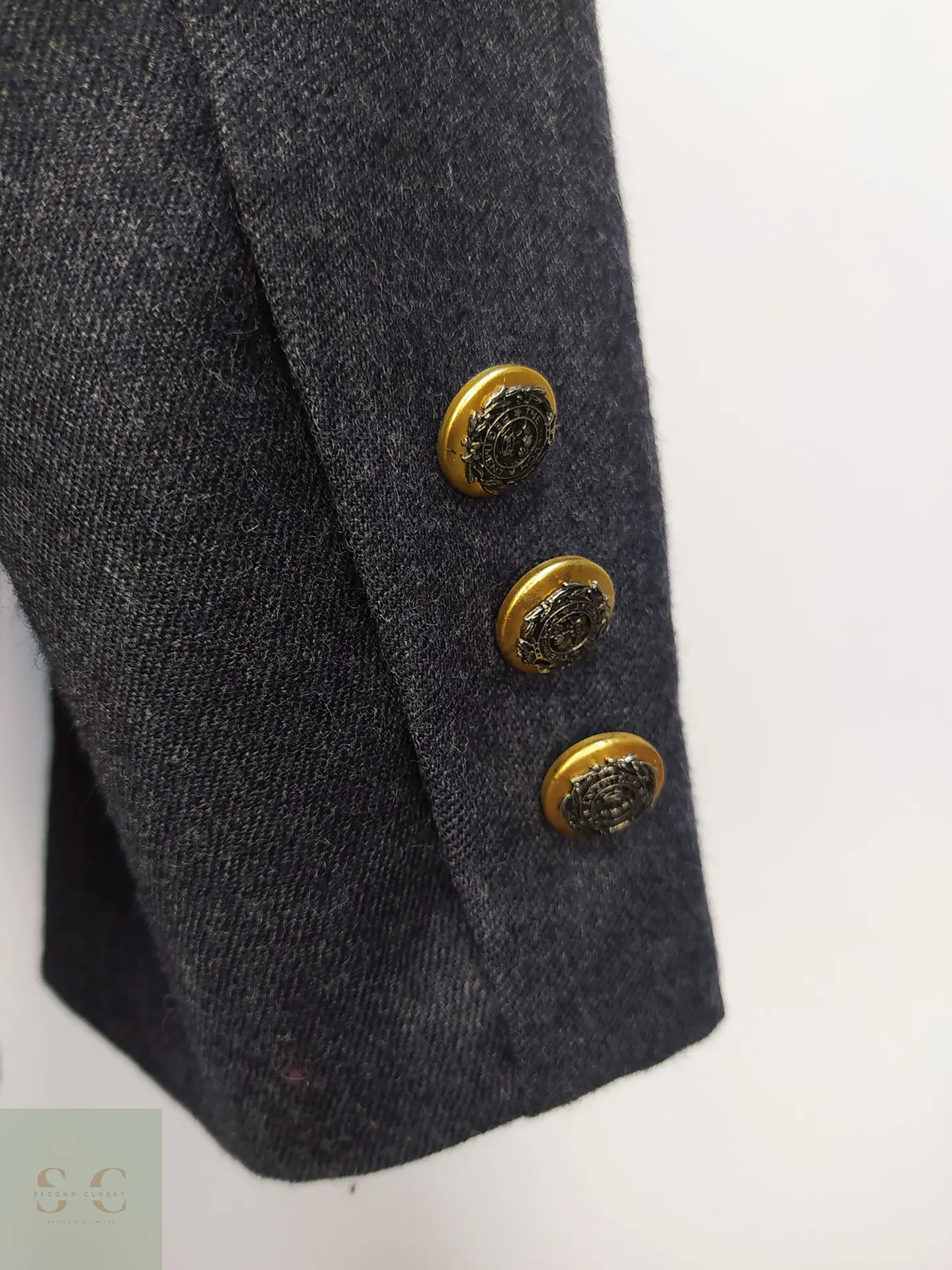 Blazer Vintage en Lana Virgen Gris Plomo con Botones Heráldicos Dorados Talla XXXL 9