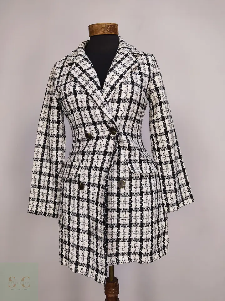 Chaqueta Larga Tweed Cruzada Blanco y Negro Talla XS 2
