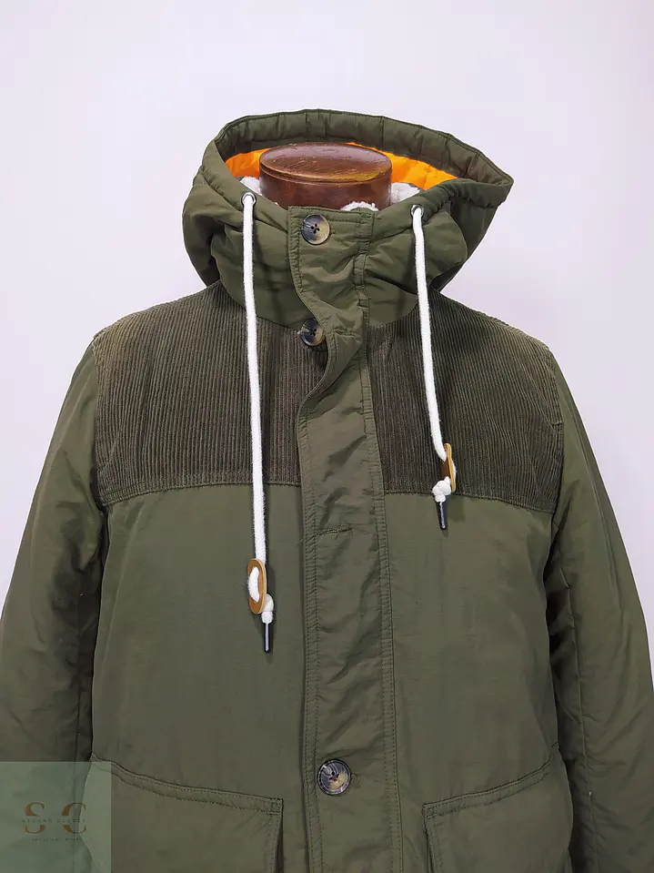 Parka Utilitaria Verde Oliva con Canesú de Pana Talla SM 3