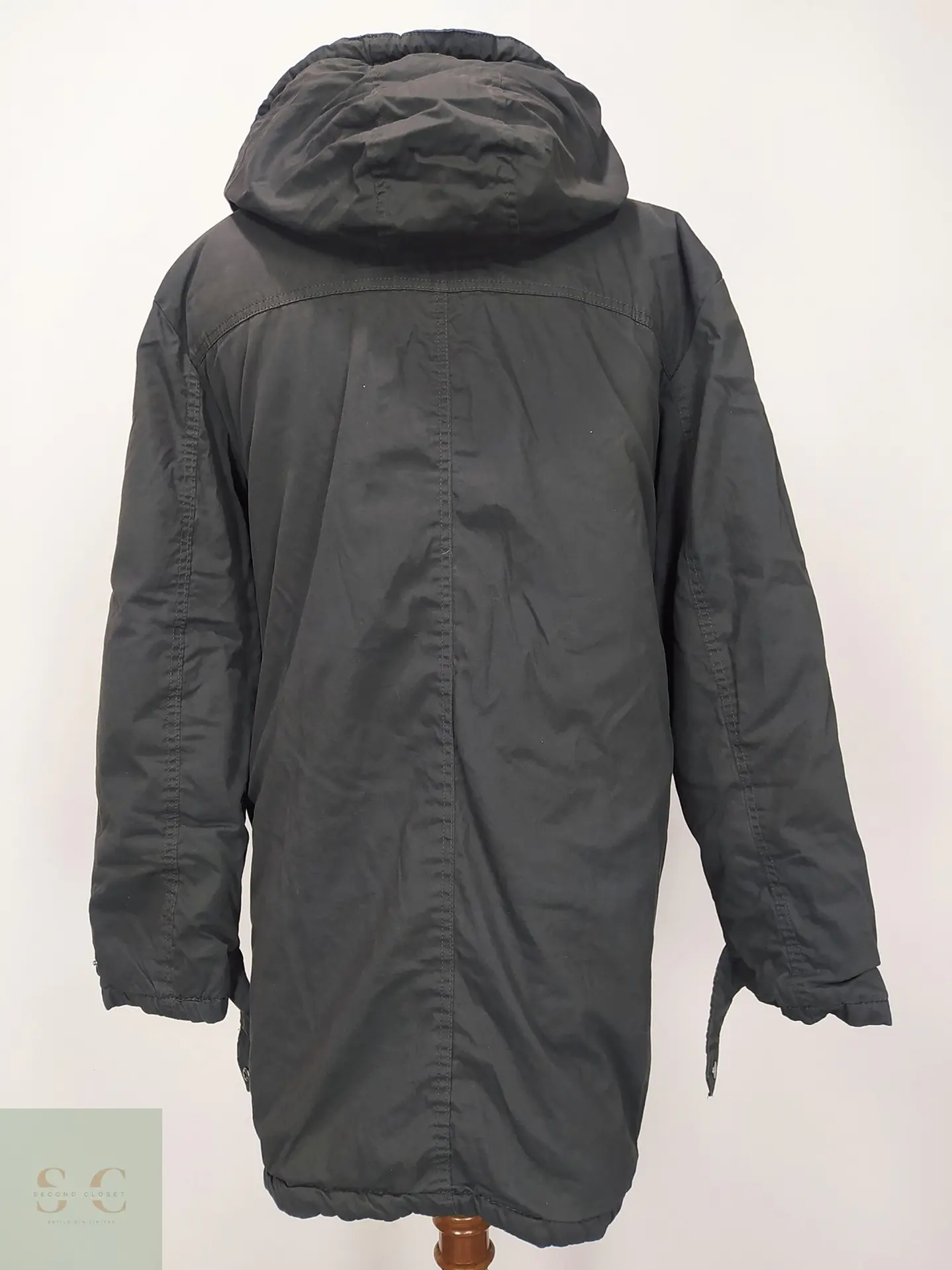 Parka Utilitaria Larga en Algodón Tono Plomo Talla XXXL 8