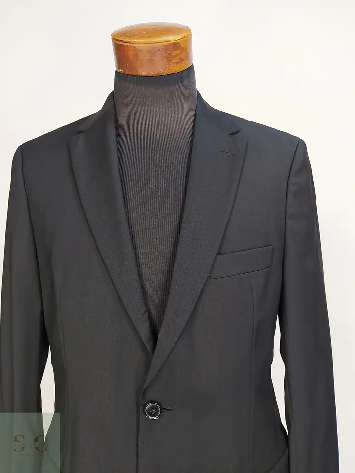 Blazer Hugo Boss de Lana Virgen Negra Talla M 4