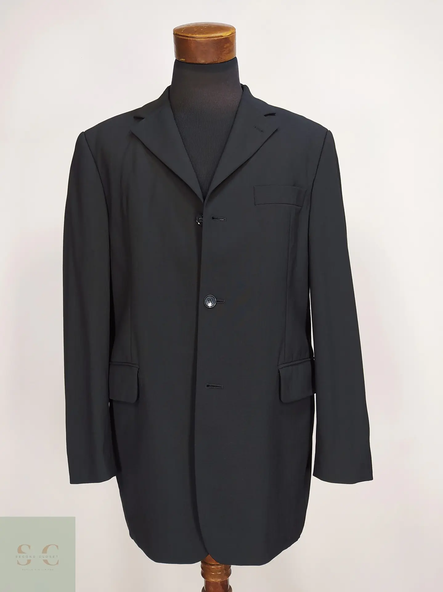 Blazer Negro de Lana Virgen Compuesta Vintage Talla L 2