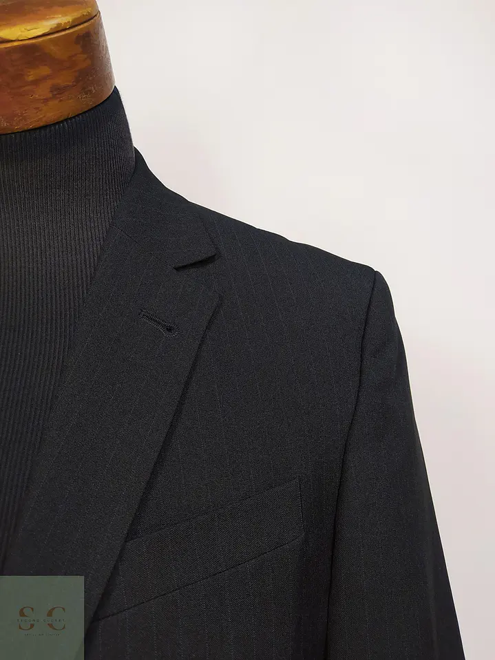 Blazer Gris Plomo a Rayas Diplomáticas Biaggini Talla M 7