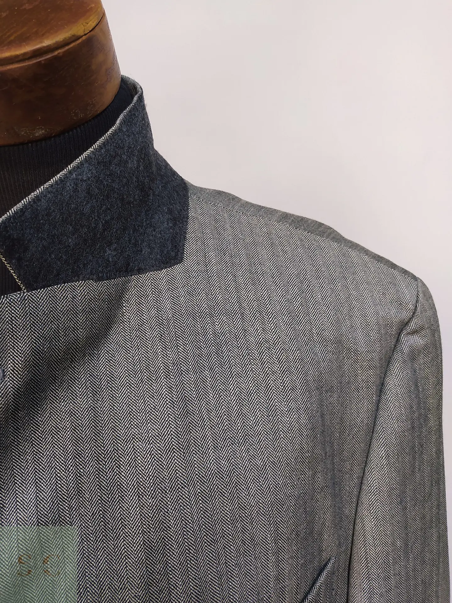 Blazer de Lana Virgen, Seda y Lino en Espiga Gris Talla XXL 5