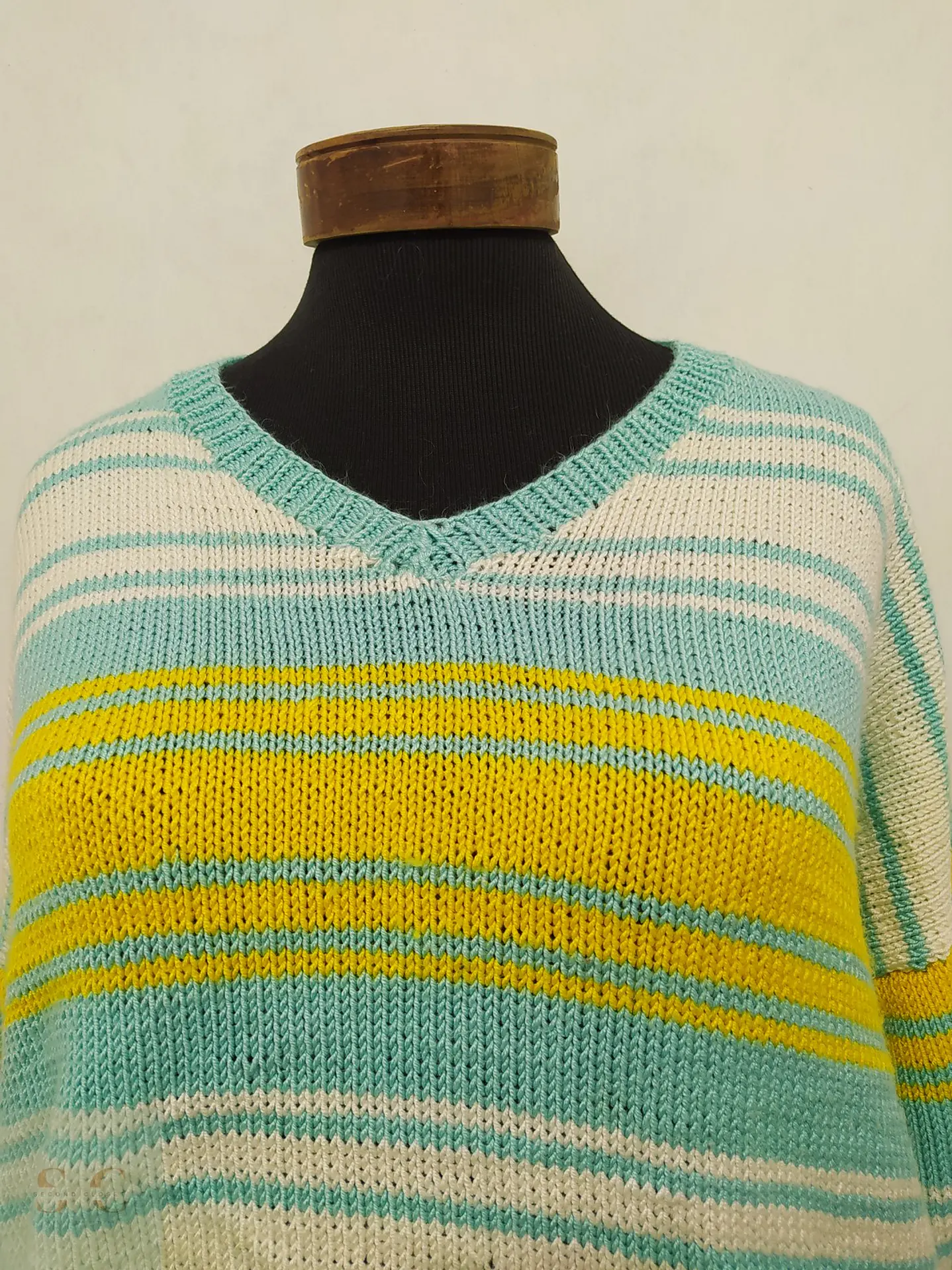 Suéter a Rayas Multicolor Celeste y Amarillo Talla 2XL 3
