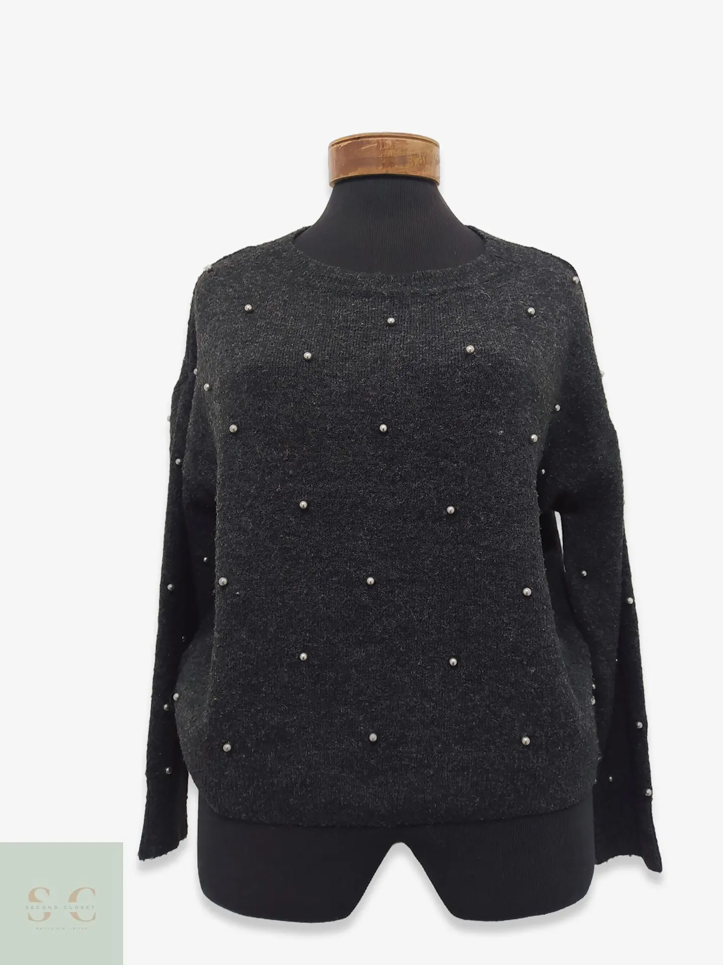 Suéter Grafito con Aplicación de Perlas H&M Talla XL 1