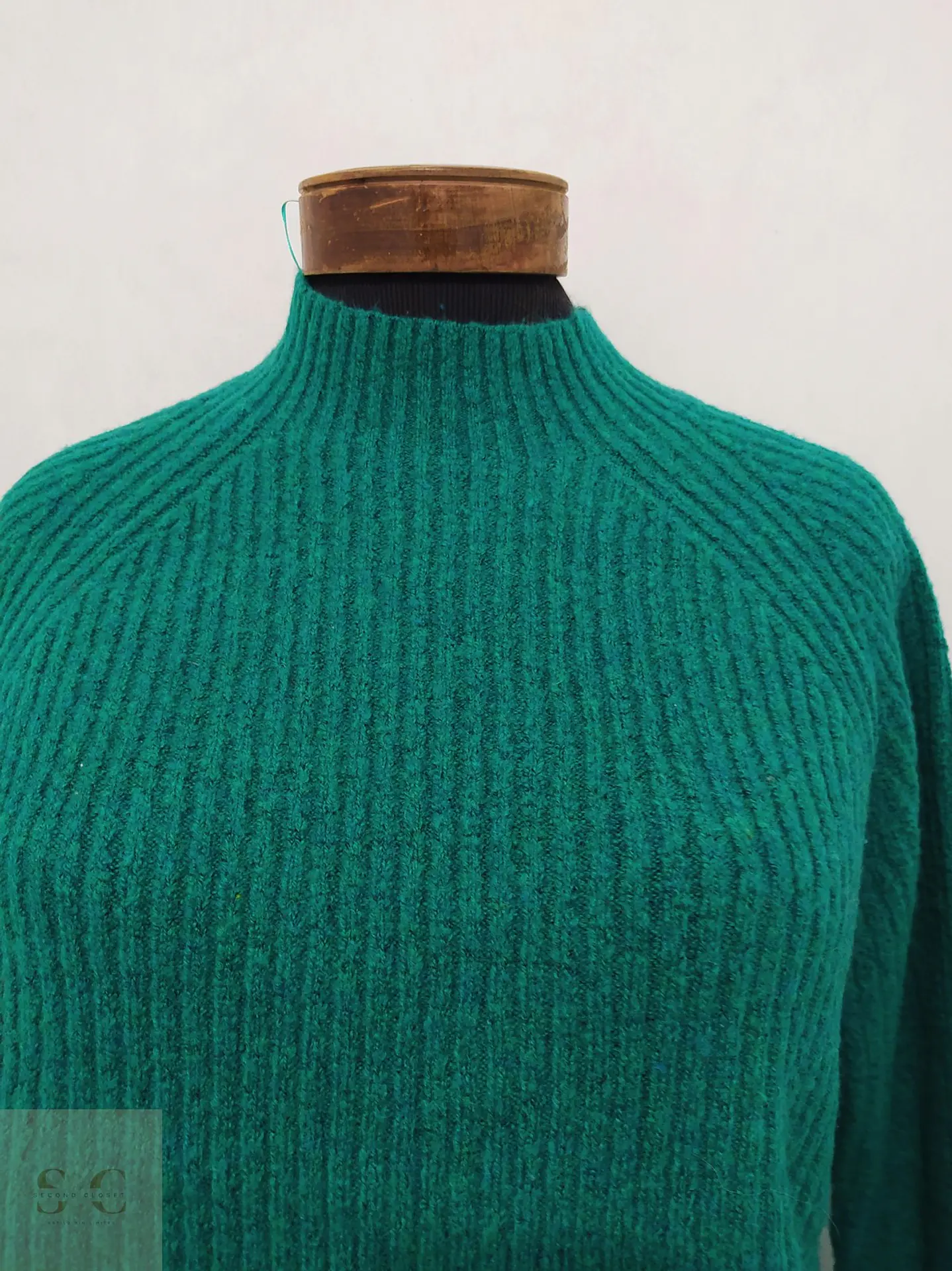 Suéter Acanalado Verde Esmeralda Denim Tom Tailor Talla M 3